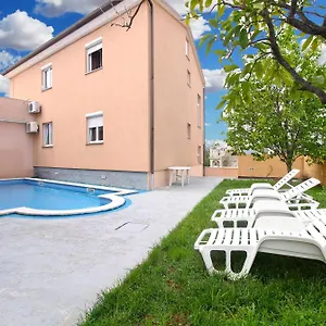 Edin 1359 Appartamento
